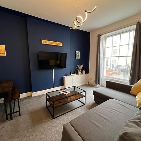 Centralised Meridian Place By Prescott Apartments Bristol Extérieur photo